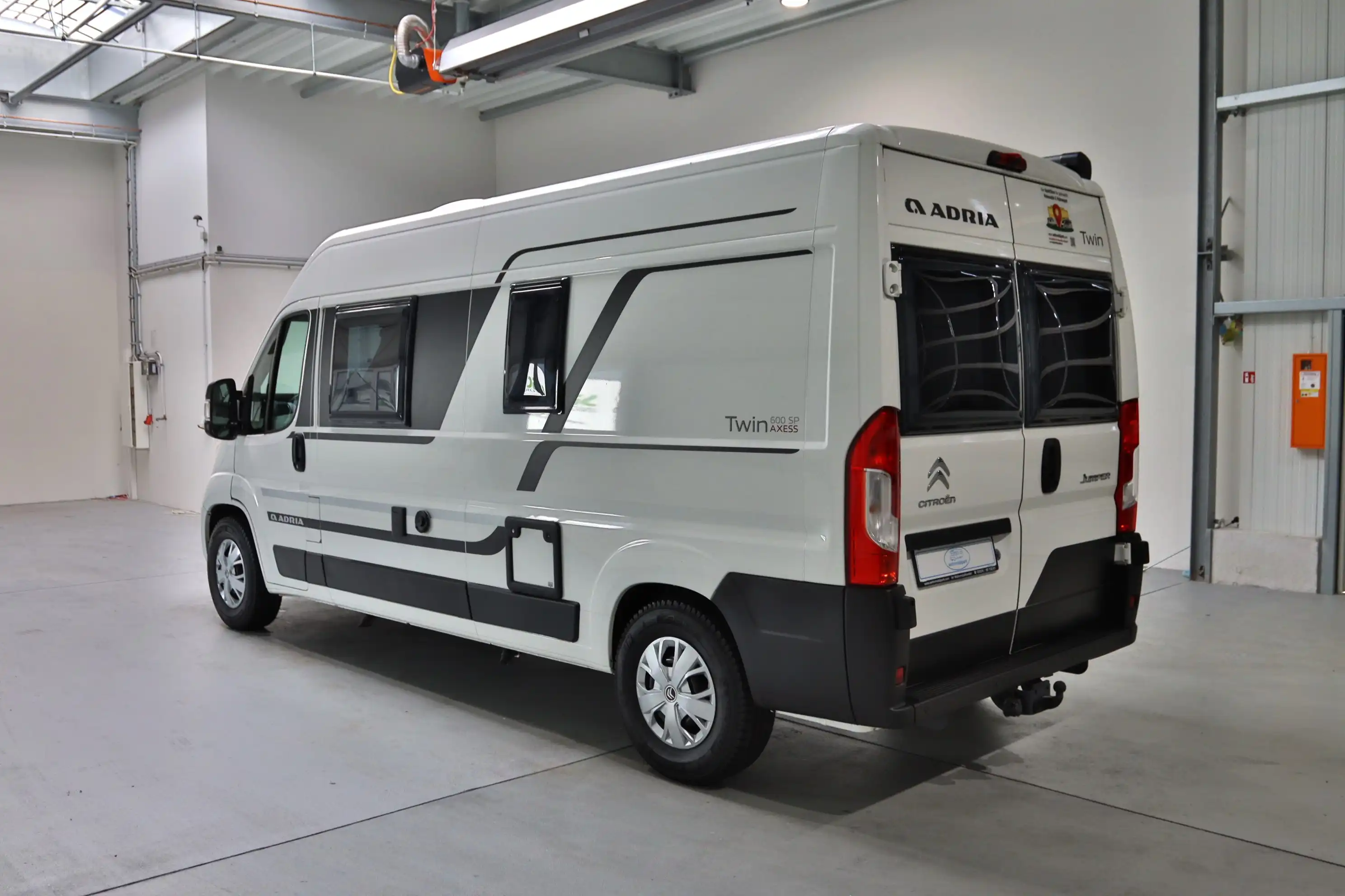 ADRIA Twin 600 SP Axess